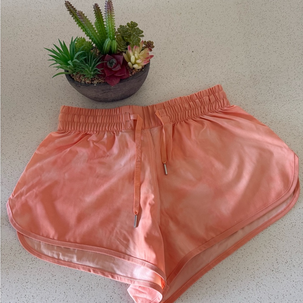 Stori Coral Shorts